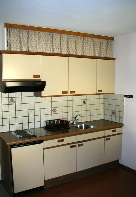 Apartmán Cafe Rainer Sankt Johann in Tirol Pokoj fotografie